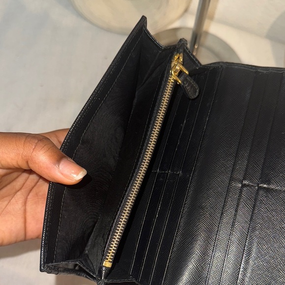 Prada Women Large Saffiano Black Leather Wallet - Picture 9 of 11